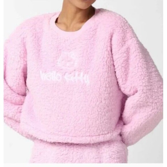 Hello Kitty x Forever 21 Pink Fleece Fuzzy Sweatshirt Large - Picture 5 of 9